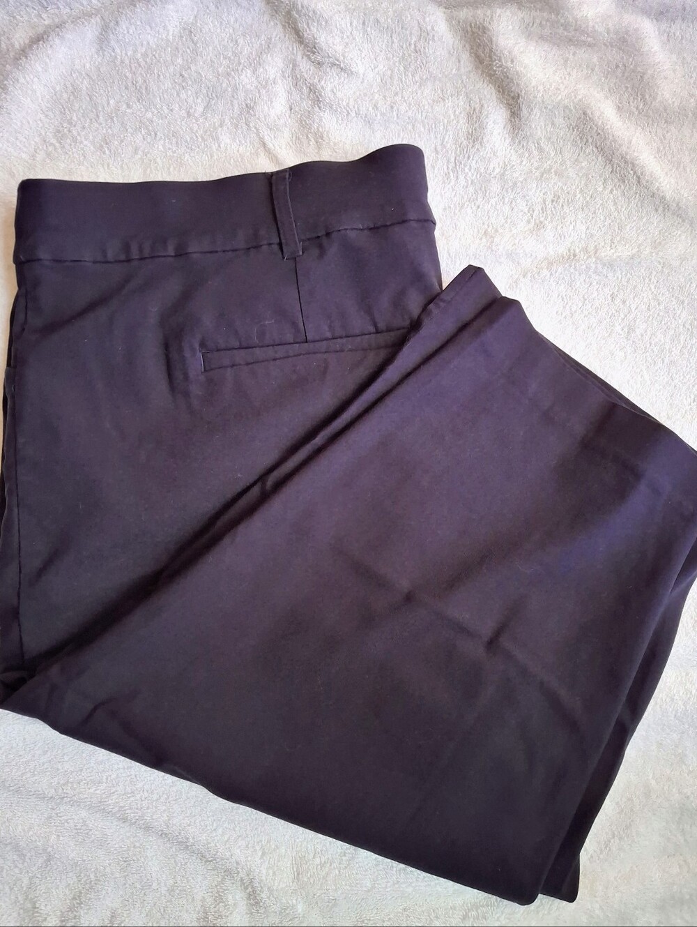 Black Plus Size Petite Pull On Capri